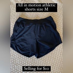 Athletic shorts with built in liner